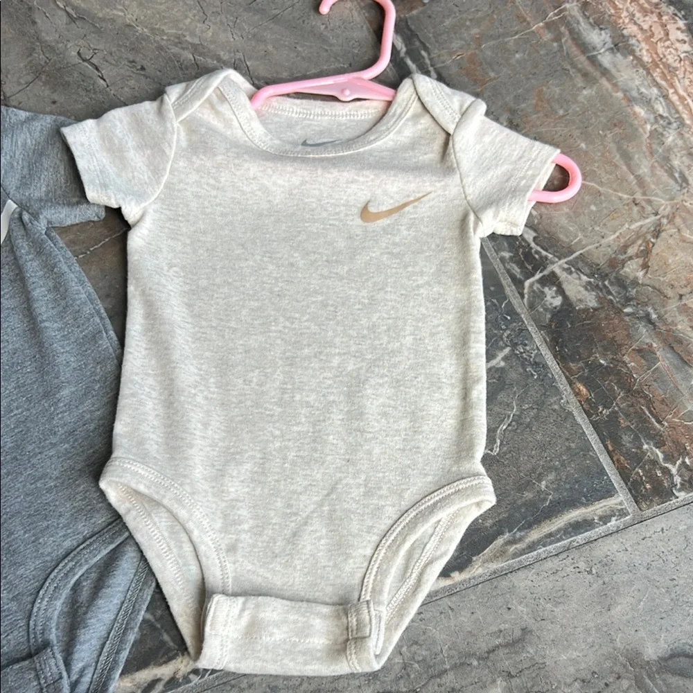 Baby boys Nike‎ onesies